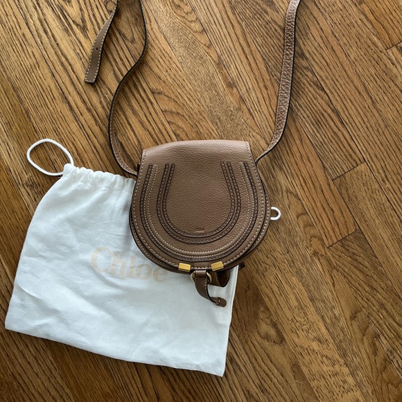 Chloe Marcie- Small Crossbody Bag - Picture 2 of 6